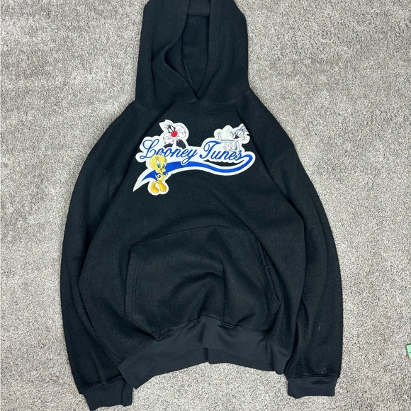 Other - Vintage black 1996 fleece looney tunes hoodie‎